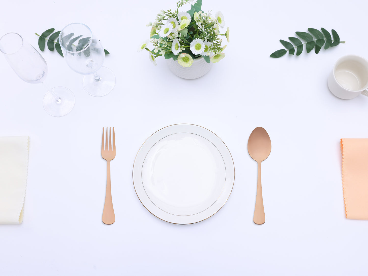12 Pieces Silverware Set, Stainless Steel Flatware with Spoons and Forks Sets
