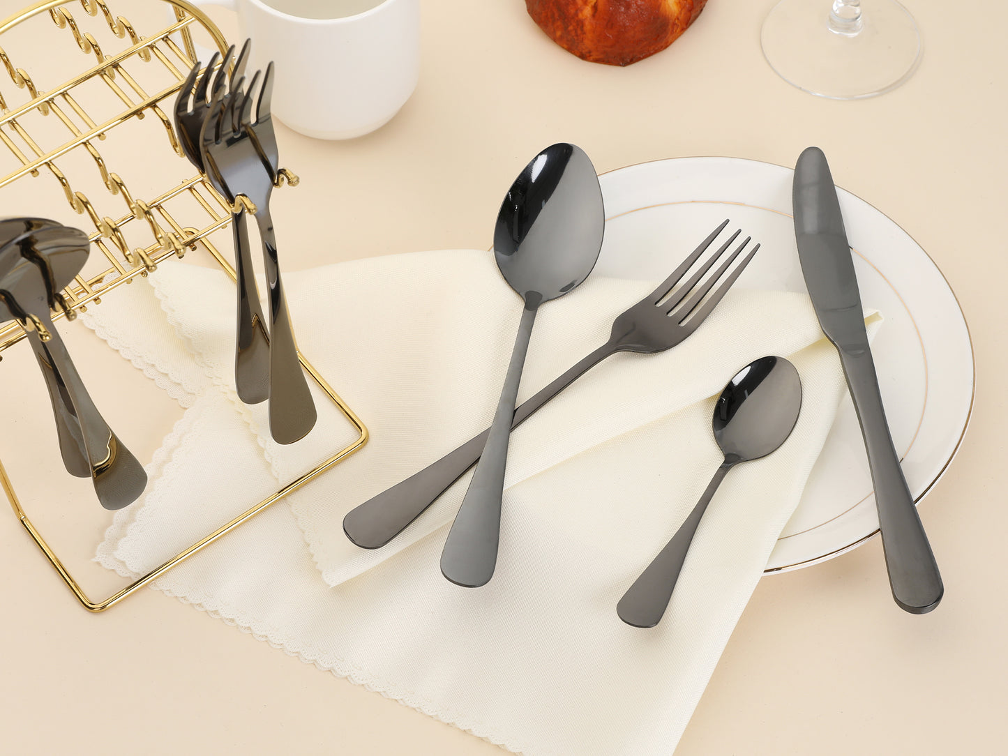 24 Pieces Silverware Set, Stainless Steel Flatware Set with Supporting Shelf