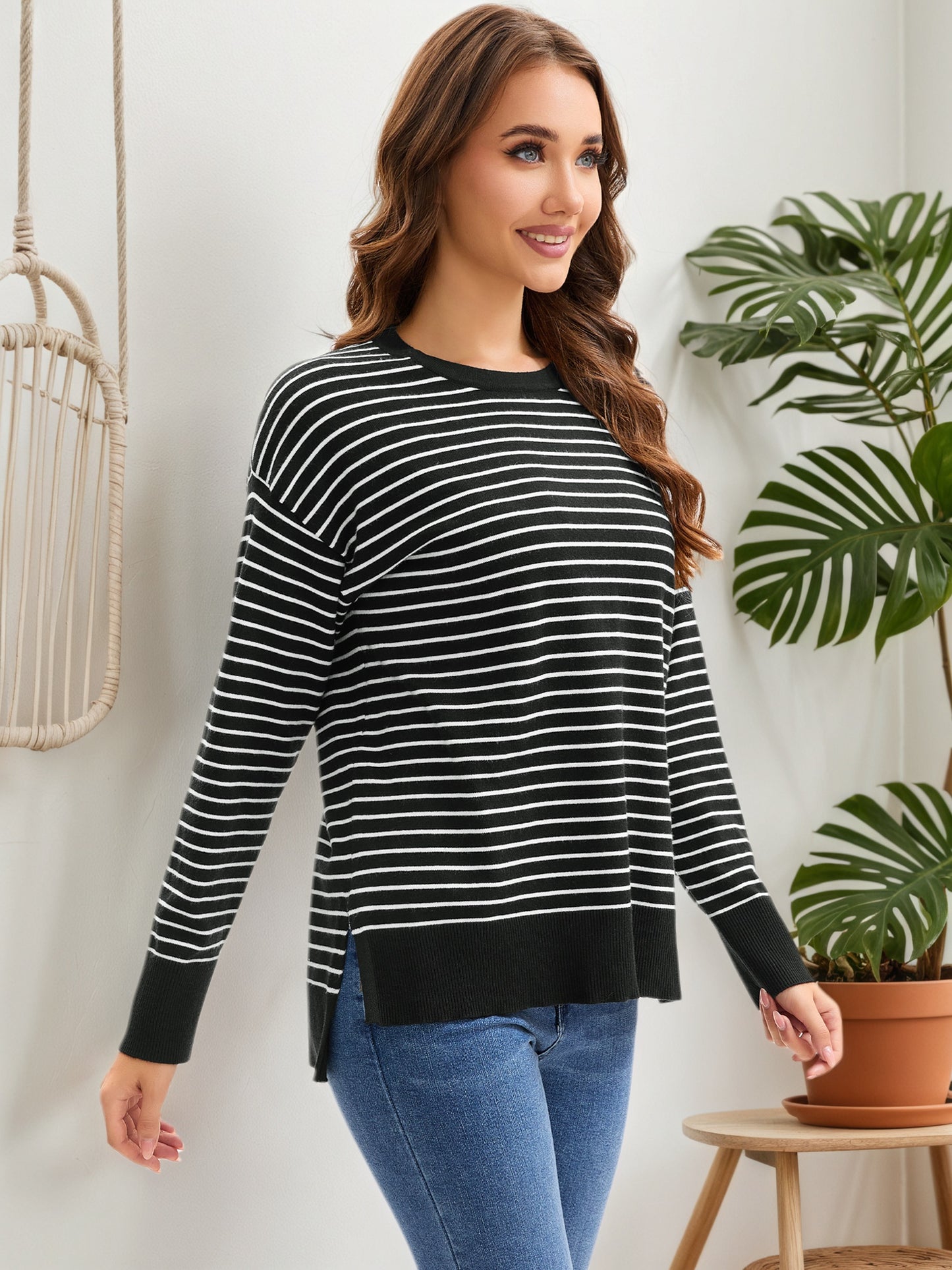 Women's Striped Sweater Side Slits Knit Crew Neck Oversized Pullover Tops